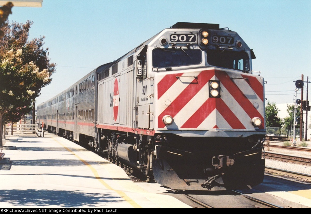 Outbound commuter comes into the station